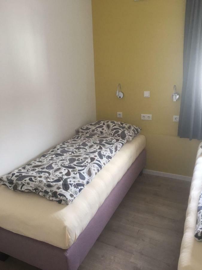 Apartment Koeln Ensen Rom bilde